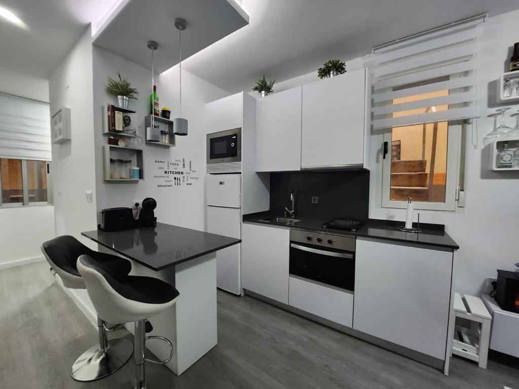 Embajadores, Apartamento Moderno Y Centrico Para 4 Madrid Exterior foto