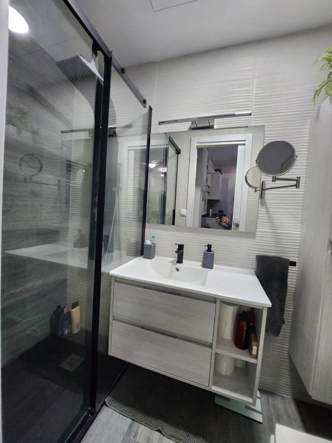 Embajadores, Apartamento Moderno Y Centrico Para 4 Madrid Exterior foto