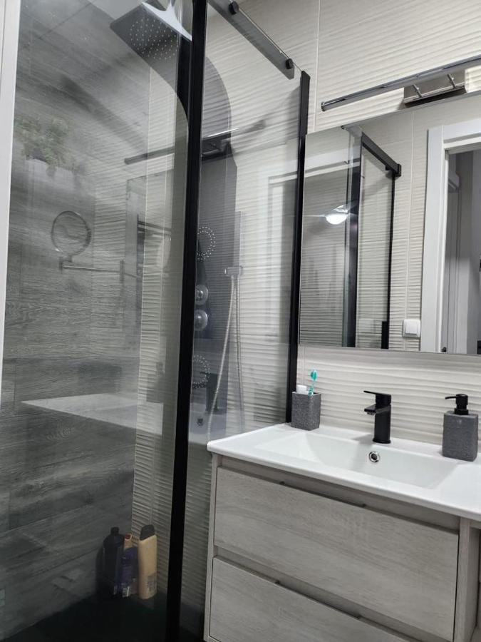 Embajadores, Apartamento Moderno Y Centrico Para 4 Madrid Exterior foto